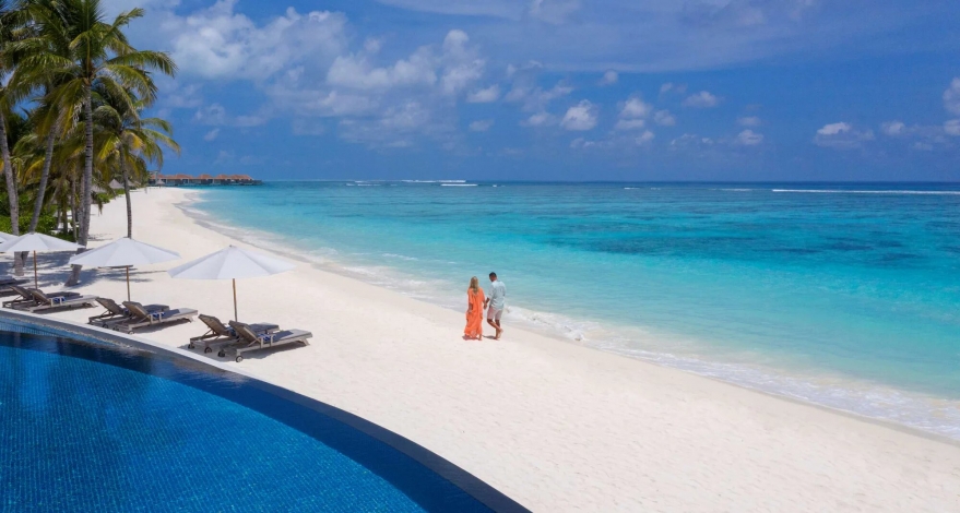 Experience the Maldives Sustainably: A Guide for Environmentally Conscious Travelers