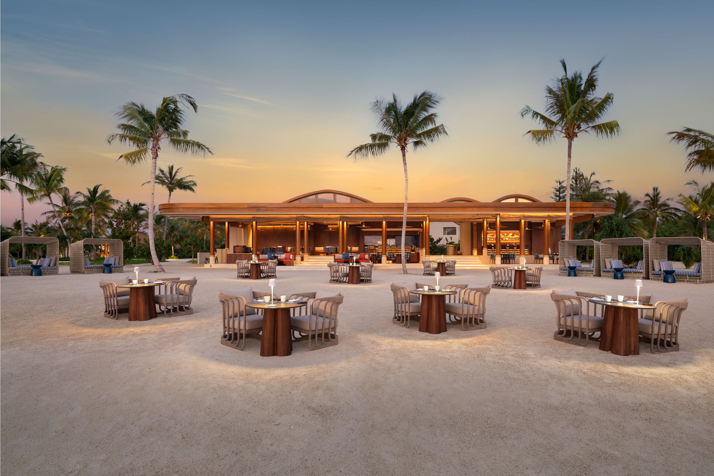 Centara Grand Lagoon Maldives Awarded as One of the ‘Favourite Overseas Leisure Hotels’ 